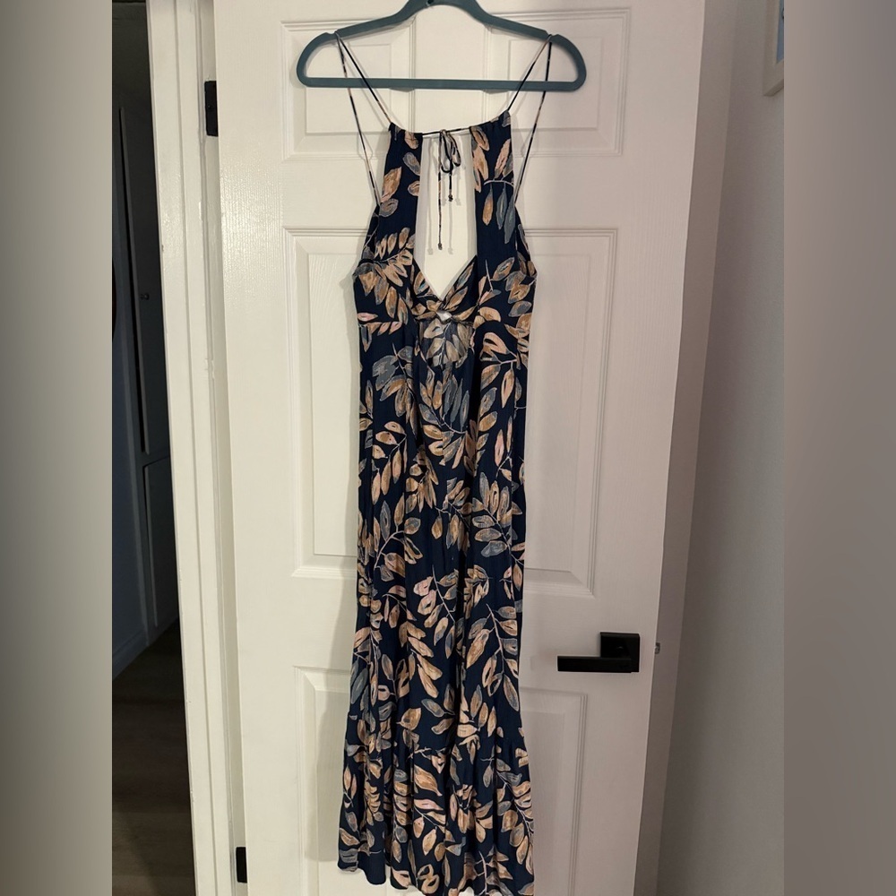 Lovestitch Navy Leaf Print Maxi Dress - Picture 4 of 5